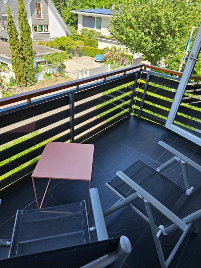 Seeblick Kampf Mit Fahrradgarage 노넨혼 외부 사진
