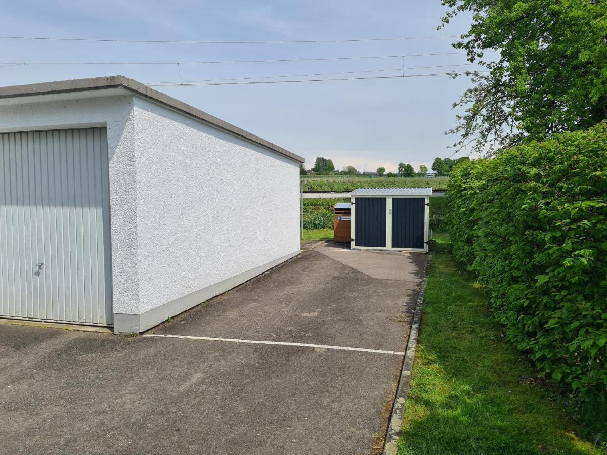 Seeblick Kampf Mit Fahrradgarage 노넨혼 외부 사진